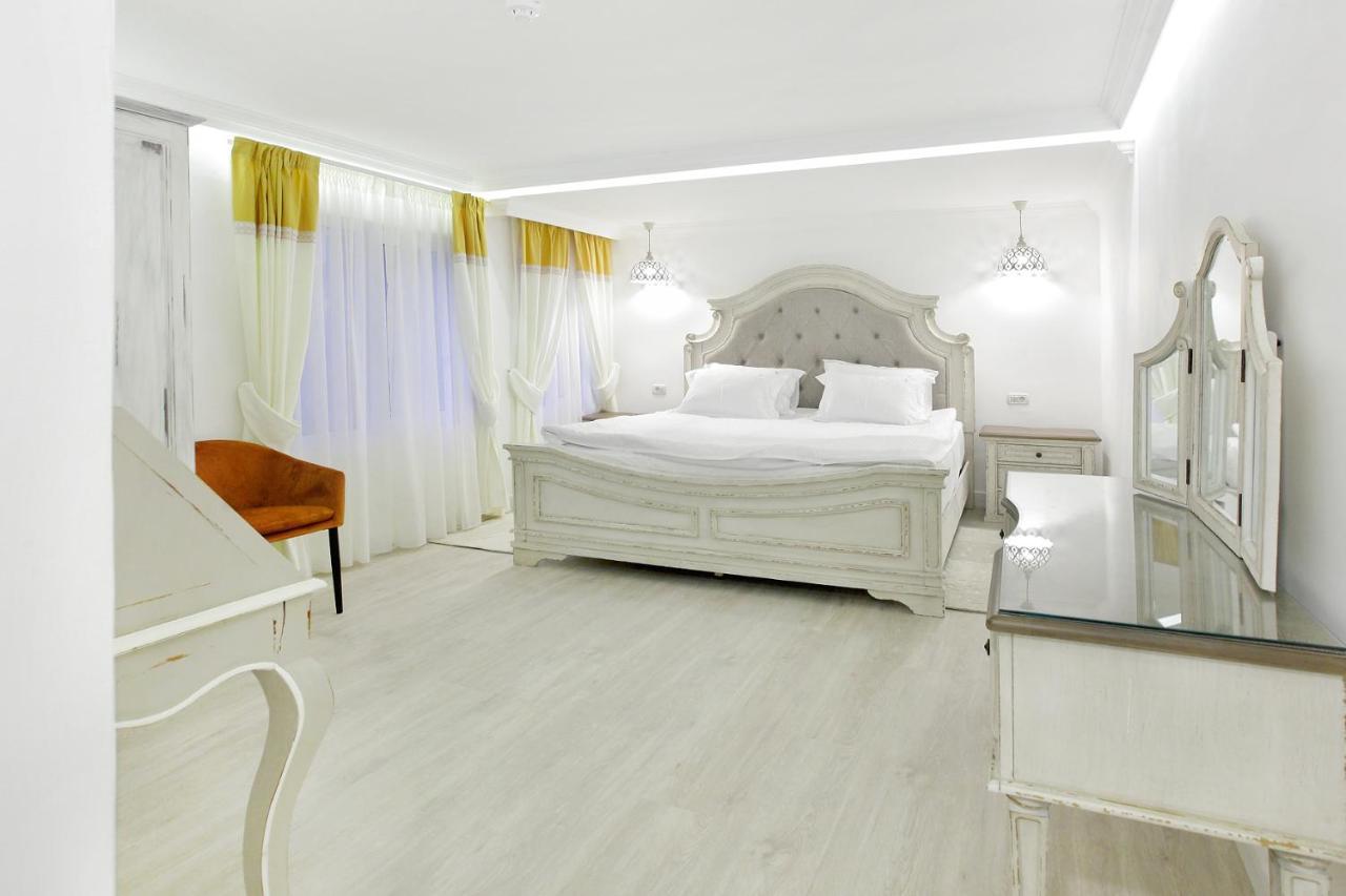 Excelsior Boutique Hotel Sinaia Luaran gambar
